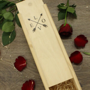 love arrow wine box