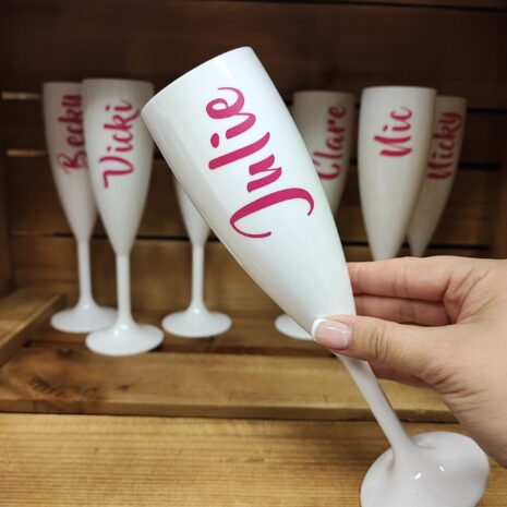 champagne glasses