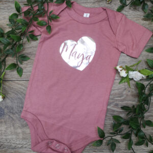 heart-shape-name-baby-vest