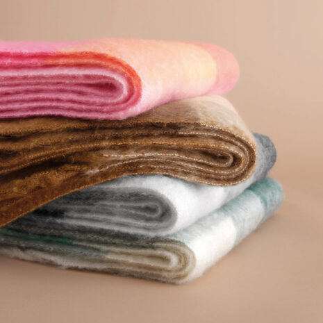 b494r_fluffy_check_scarf_group b494r fluffy check scarves